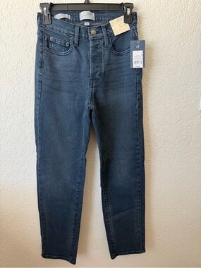 Universal Thread Women's Dark Blue Skinny Jeans~ NWT Size 2